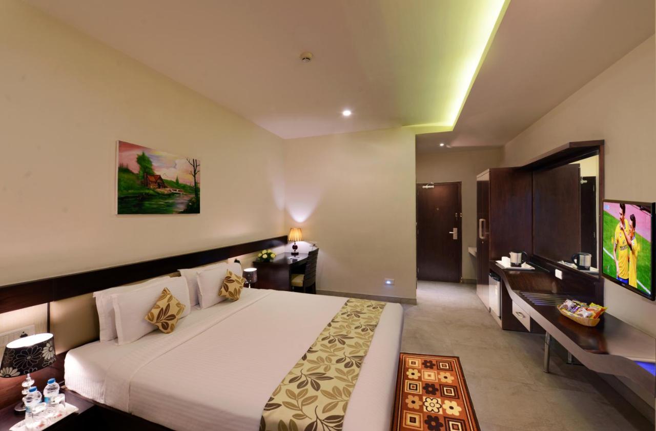 Hotel Royal Ritis à Shimoga Extérieur photo