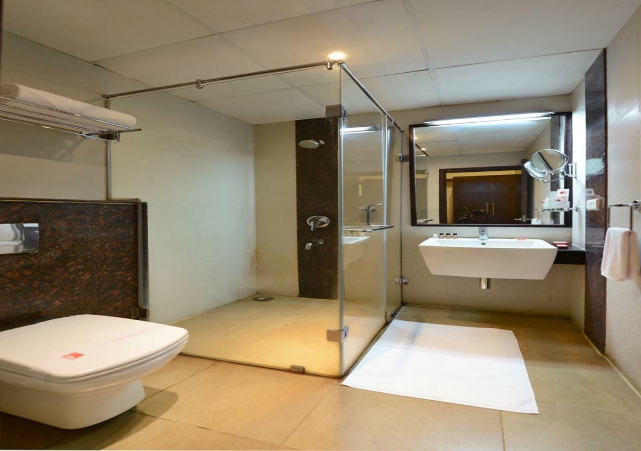 Hotel Royal Ritis à Shimoga Extérieur photo